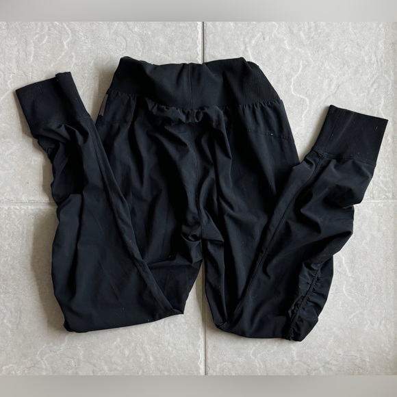 **NEW** ZELLE WOMEN’S DANCE STUDIO PANT (XS) - Picture 2 of 7